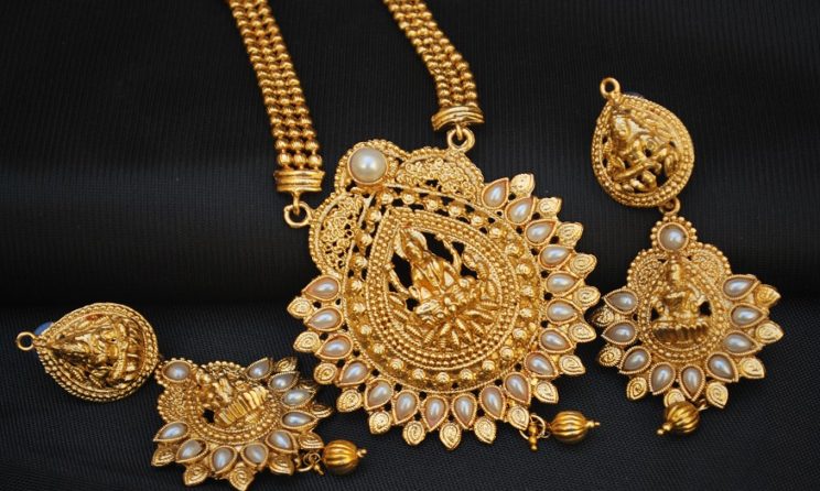 artificial Jewellery