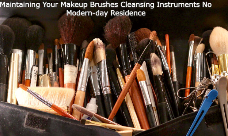 clean makeup brushes at home